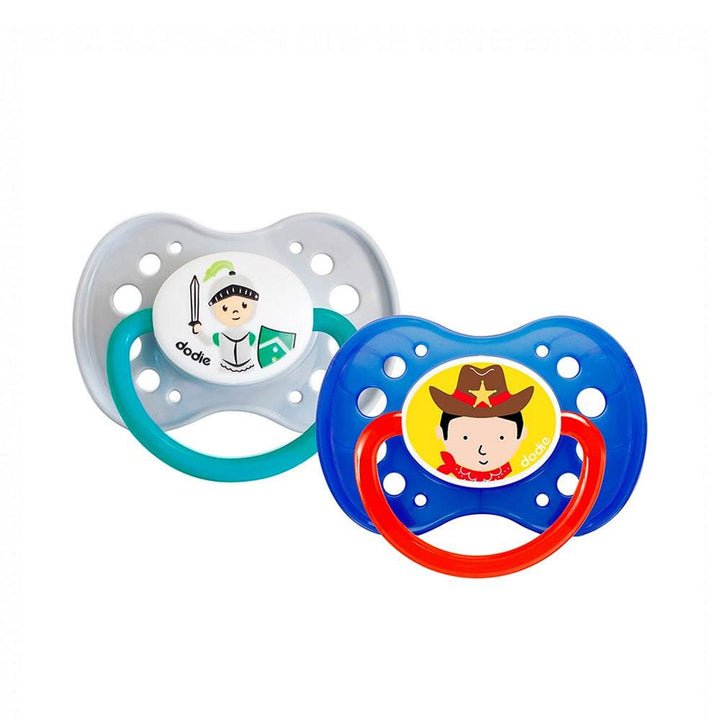 DODIE SUCETTES ANATOMIQUES GARÇON COWBAY+ CHEVALIER 18M+ A8